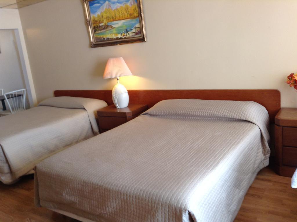 Motel Rive Du Lac Saint-Zotique Eksteriør billede