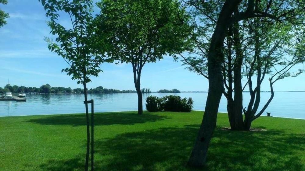 Motel Rive Du Lac Saint-Zotique Eksteriør billede